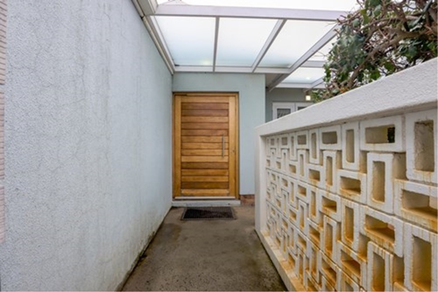 To Let 4 Bedroom Property for Rent in Monte Vista Western Cape